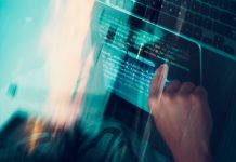 Auto elettriche e smartphone: legame sempre piĂą stretto